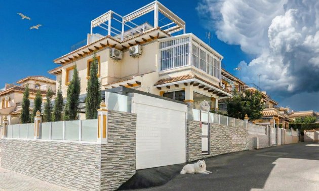 Adosado - Reventa - Punta Prima -
                Rocio del Mar