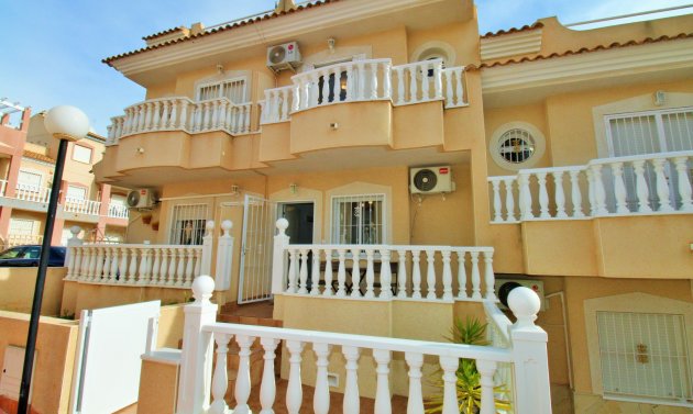 Adosado - Reventa - Villamartín -
                Villamartin