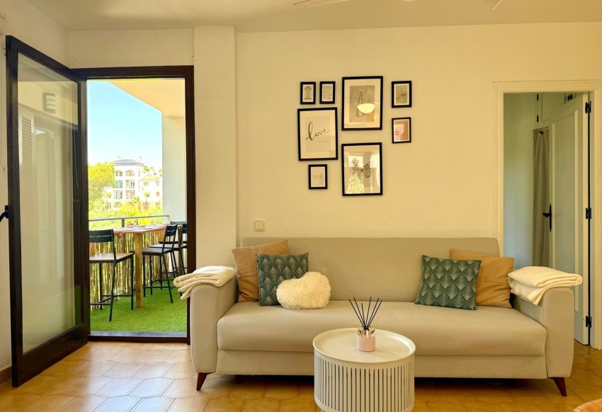Alquiler a largo plazo - Apartamento -
Orihuela Costa - Villamartín