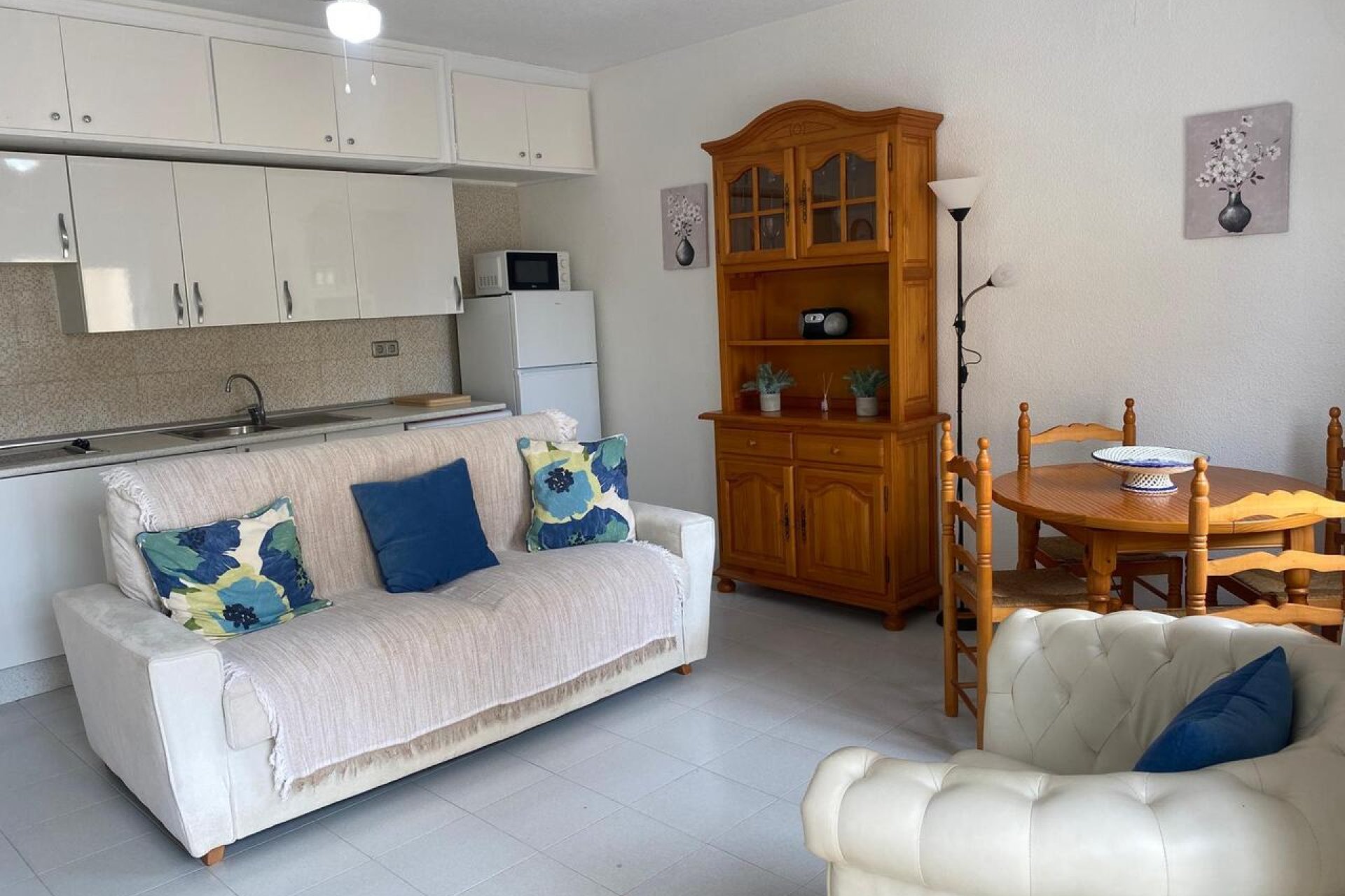 Alquiler a largo plazo - Apartamento -
Villamartín - Villamartin