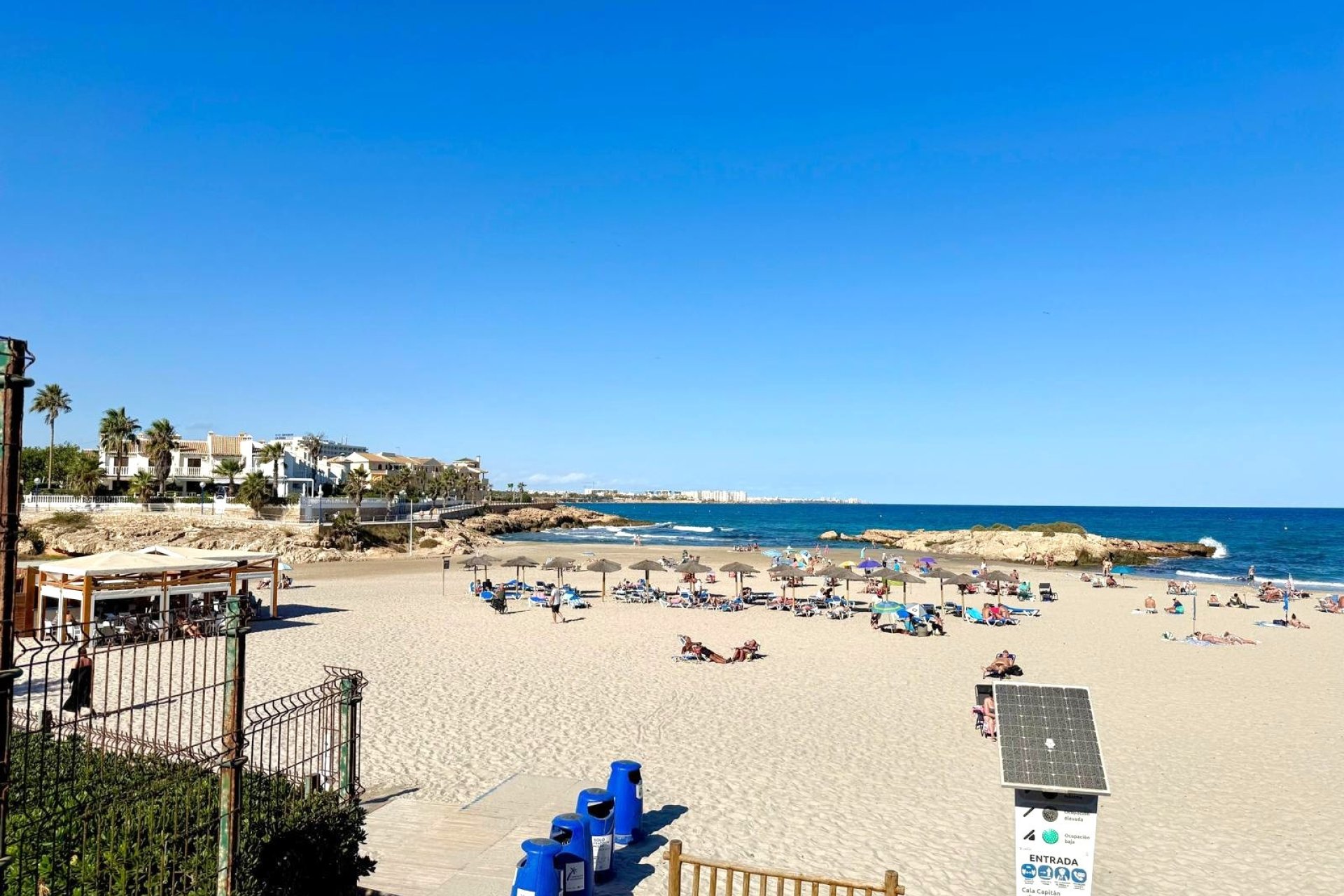 Alquiler a largo plazo - Villa -
Cabo Roig