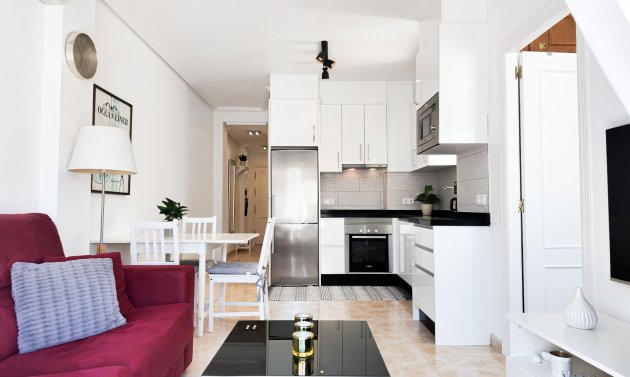 Apartamento - Reventa - Torrevieja -
                Parque las naciones