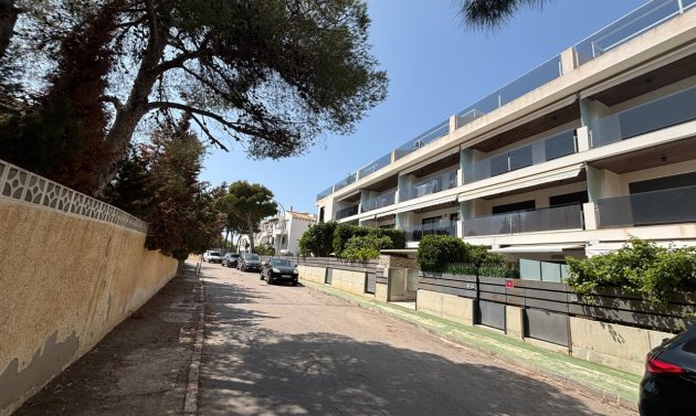 Apartment - Resale - Cabo Roig -
                Cabo Roig