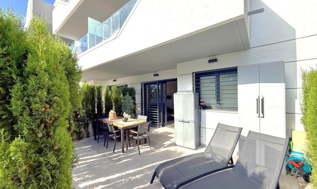 Apartment - Resale - Orihuela Costa - Villamartín