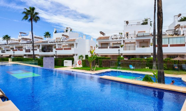 Apartment - Top Floor - Wiederverkauf - Orihuela Costa -
                Villamartín