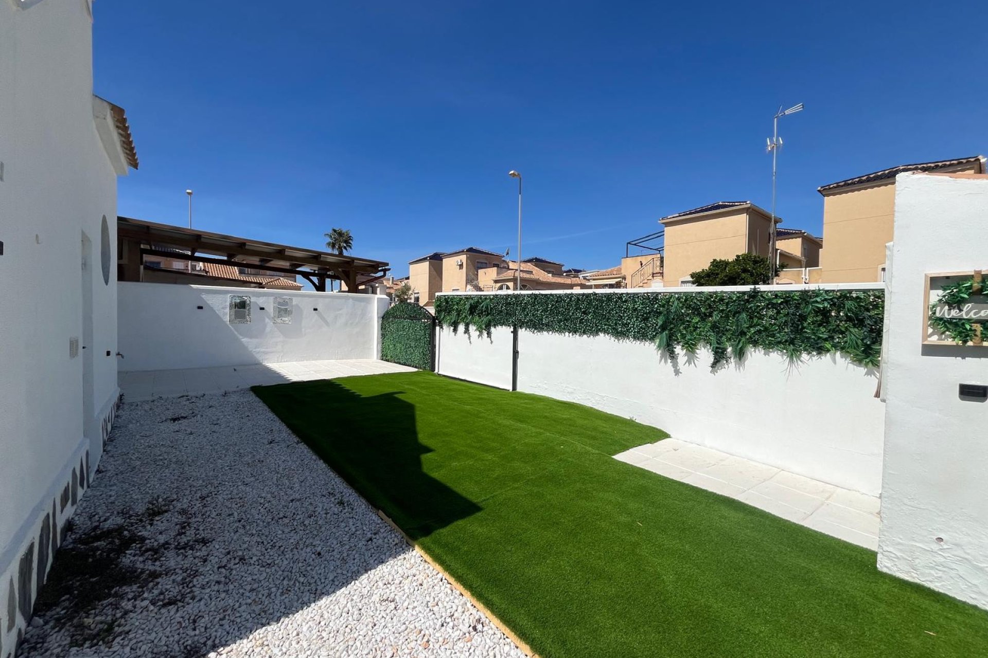 Återförsäljning - Bungalow -
Punta Prima - Serena