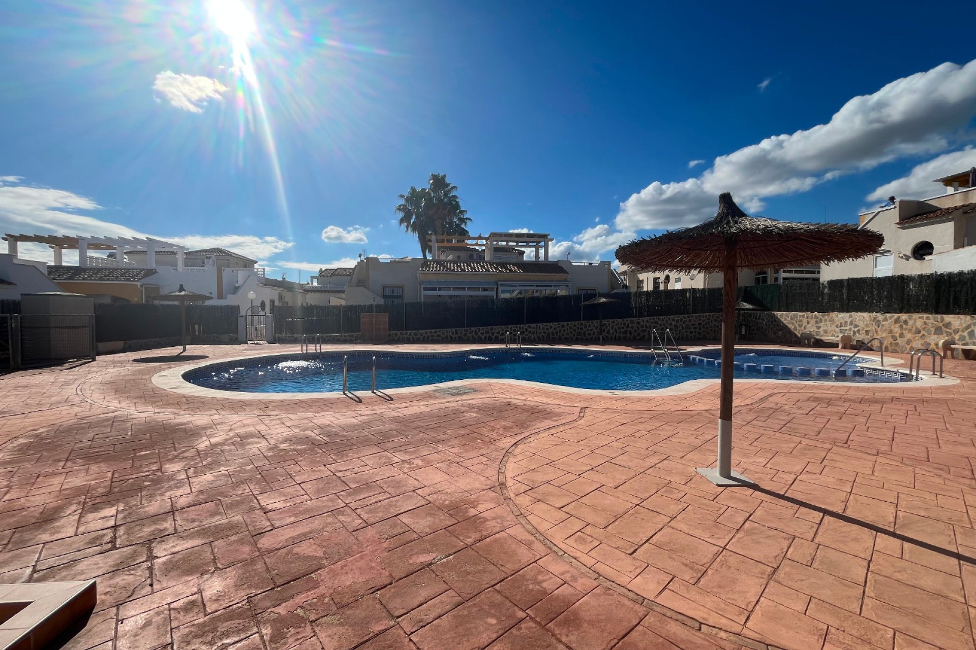 Återförsäljning - Bungalow -
Punta Prima - Serena