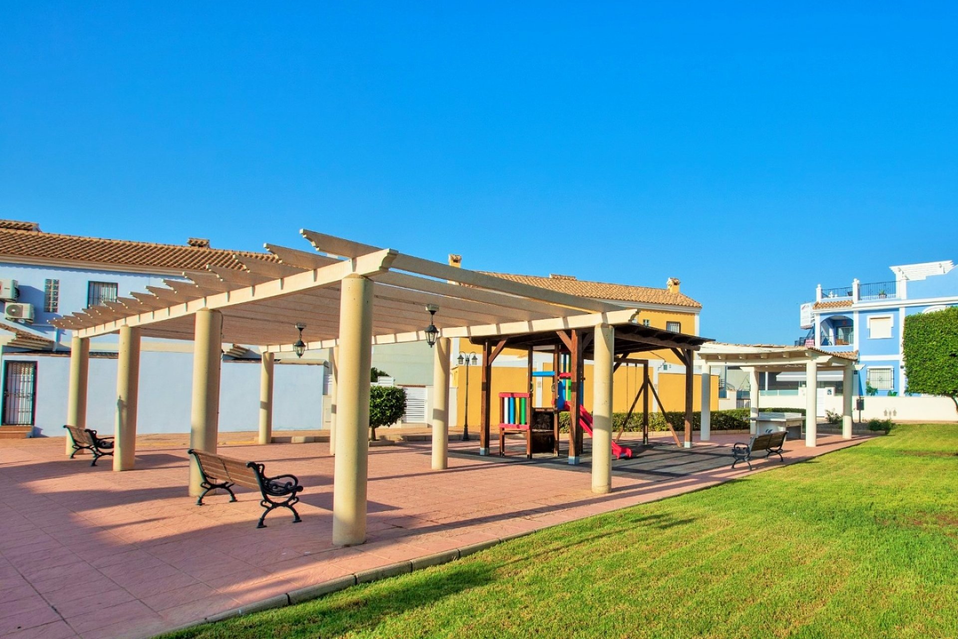 Återförsäljning - Detached Villa -
Cabo Roig