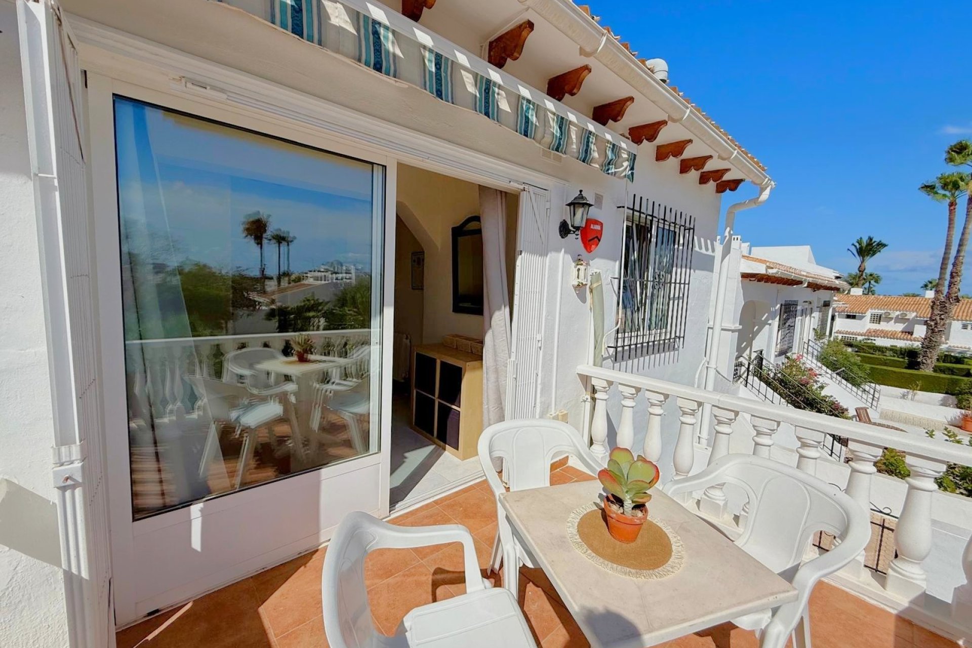 Återförsäljning - Detached Villa -
Orihuela Costa - Villamartín