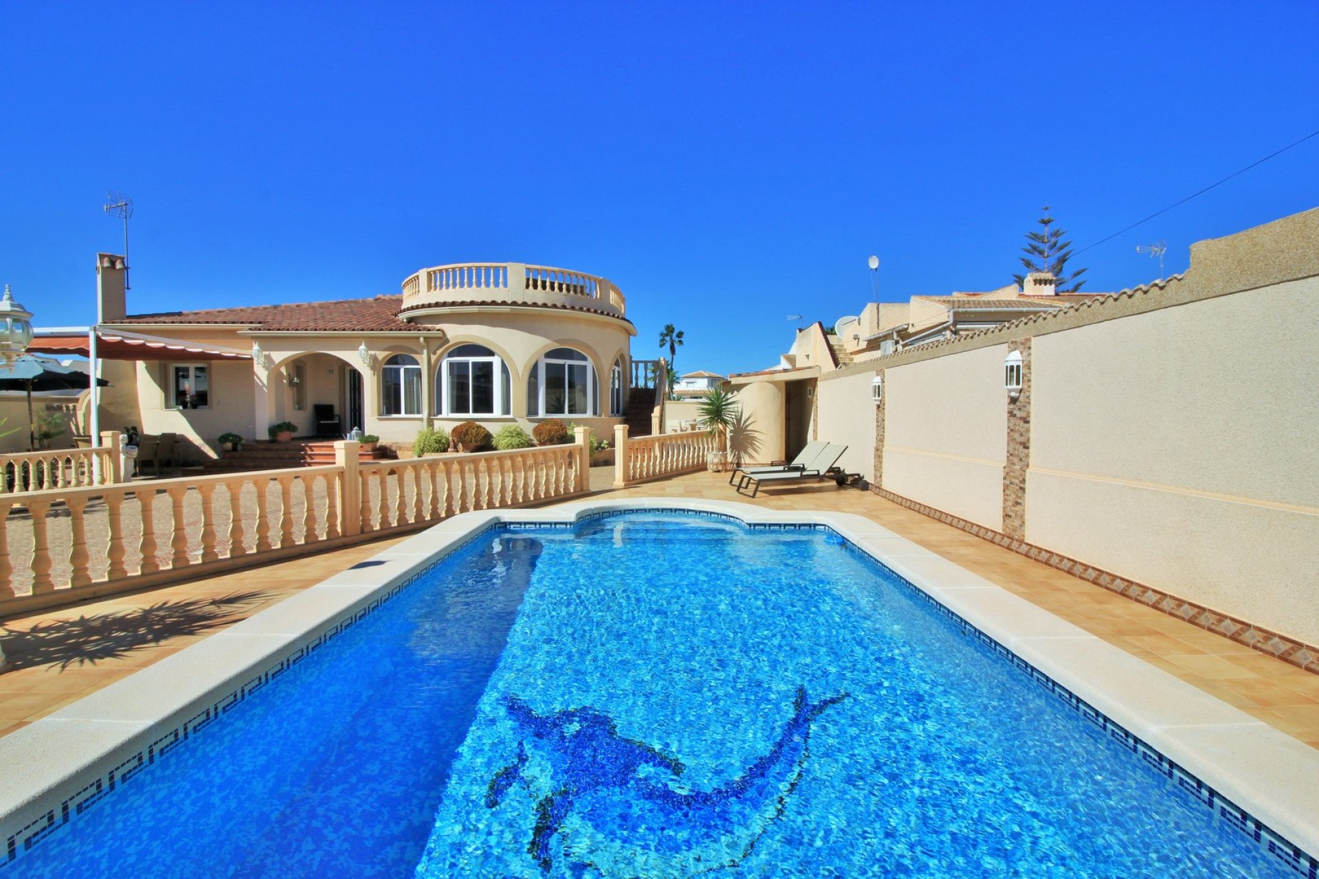 Återförsäljning - Detached Villa -
Torrevieja - La Siesta