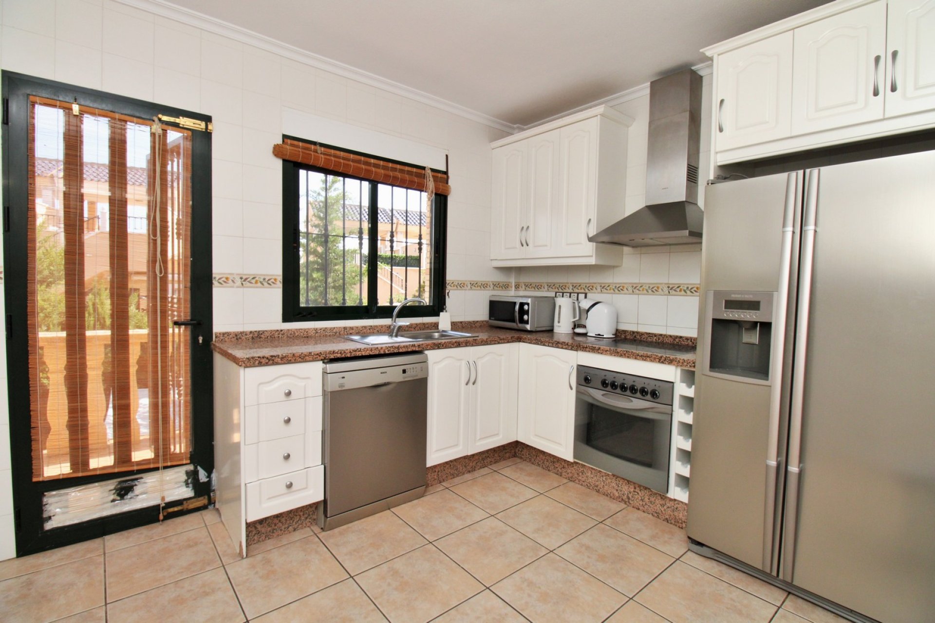 Återförsäljning - Detached Villa -
Villamartín - Villamartin