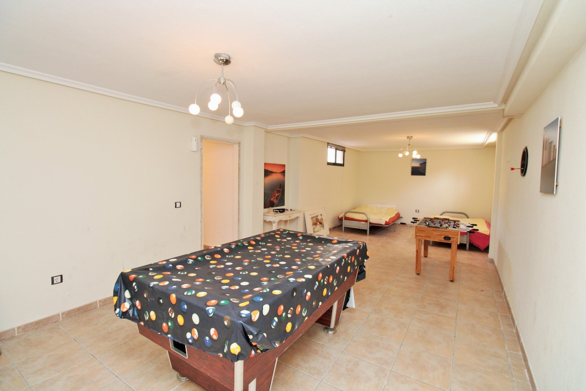 Återförsäljning - Detached Villa -
Villamartín - Villamartin