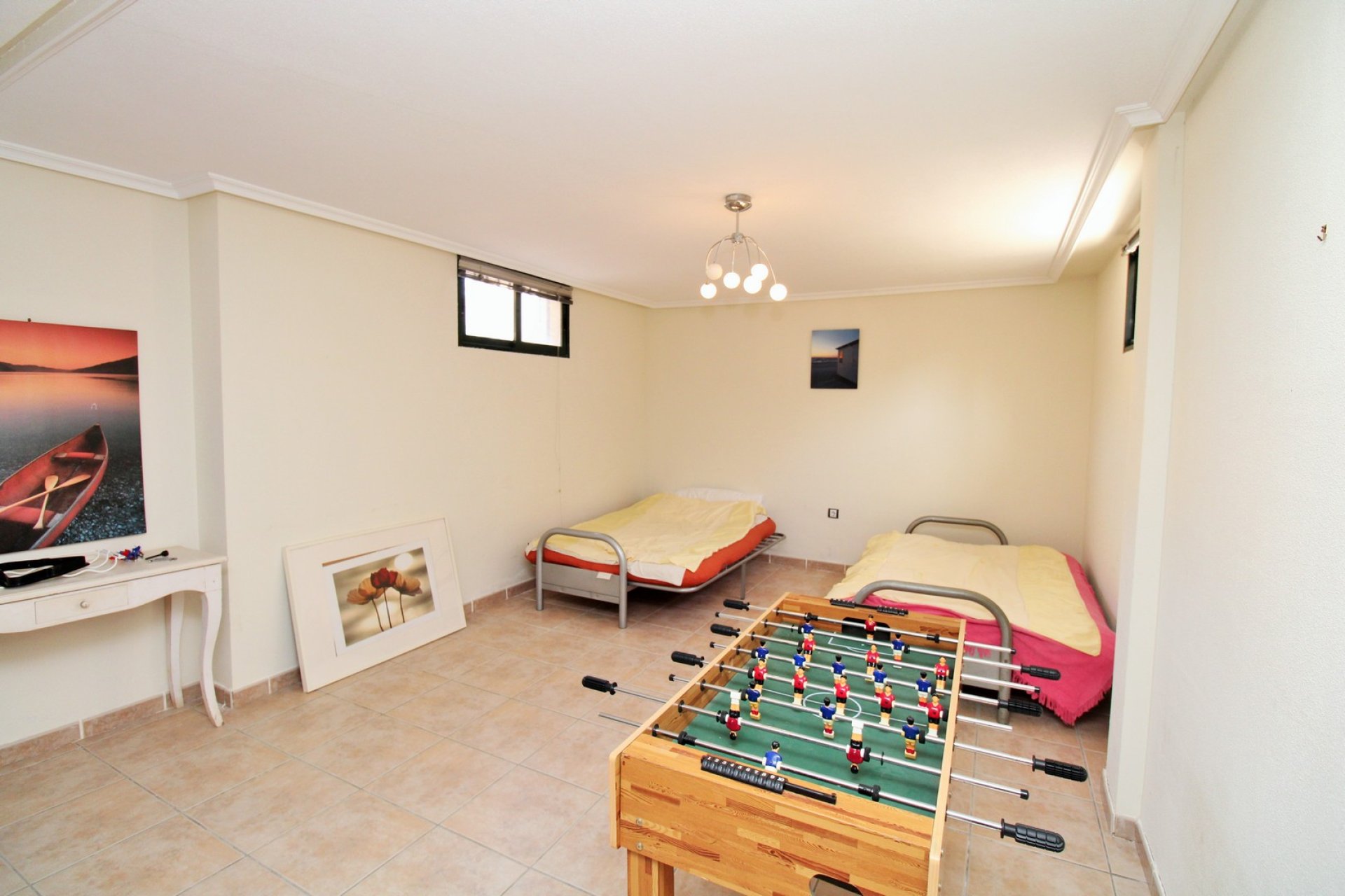 Återförsäljning - Detached Villa -
Villamartín - Villamartin