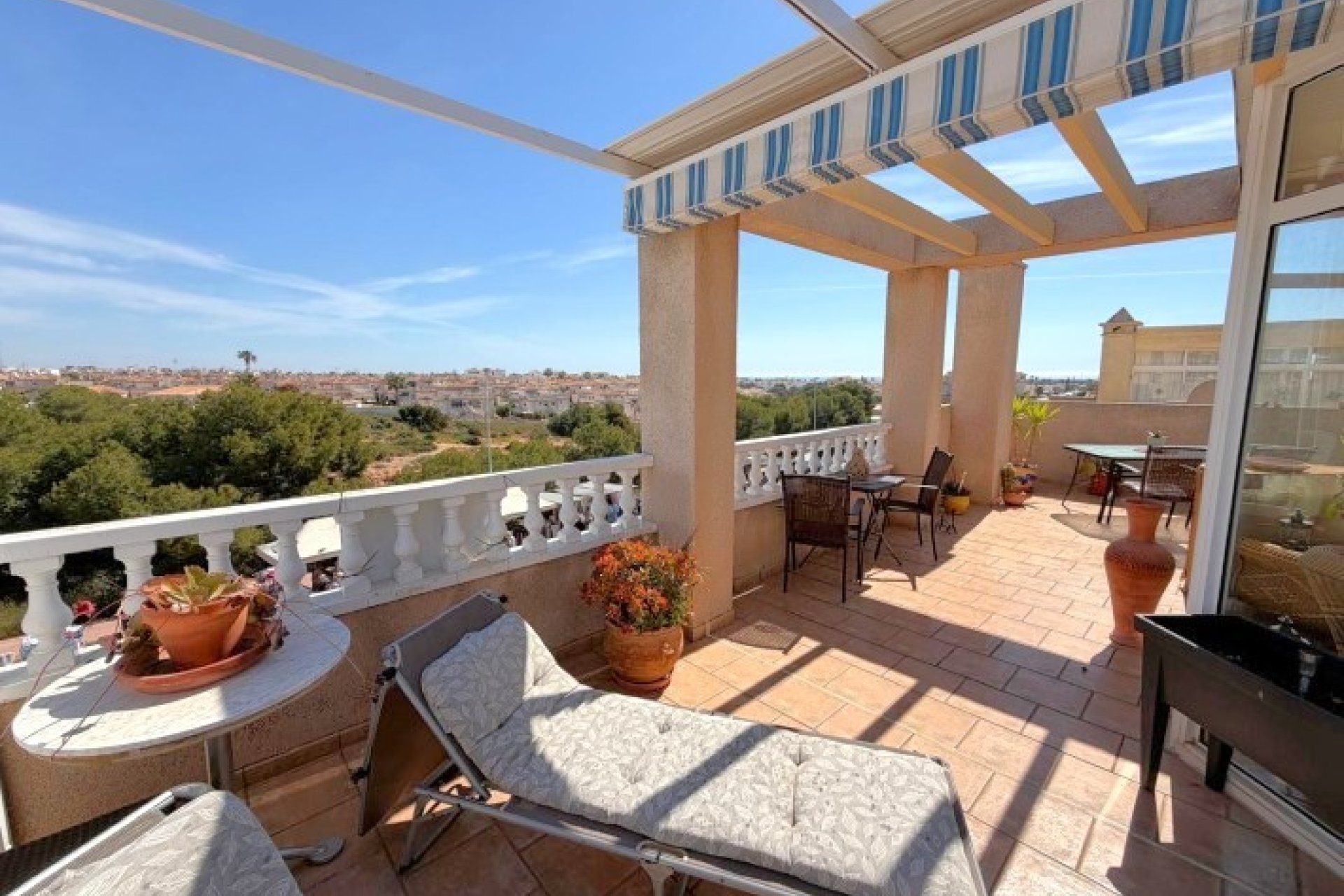 Återförsäljning - Duplex -
Orihuela Costa - Playa Flamenca