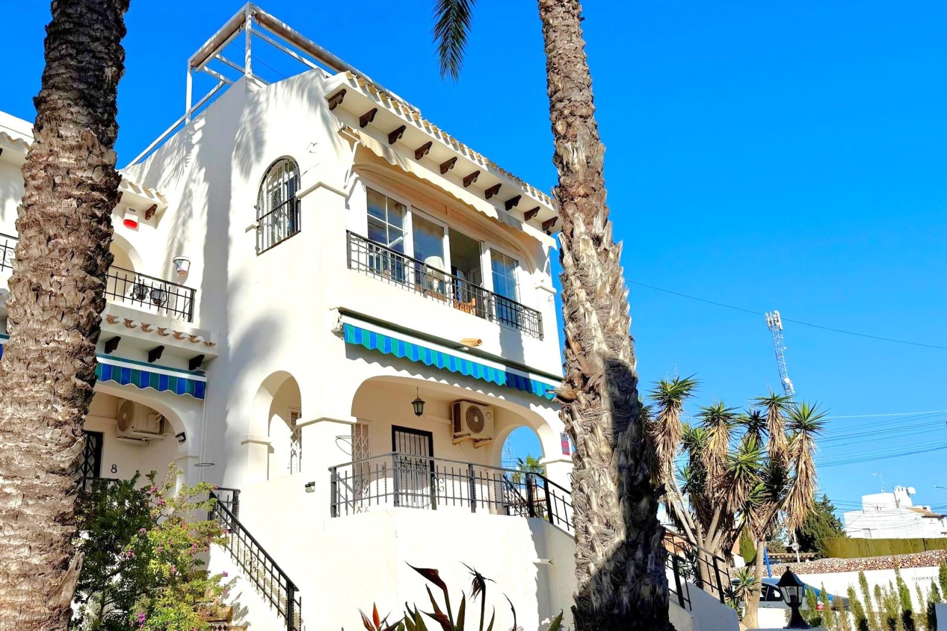 Återförsäljning - Lägenhet -
Orihuela Costa - Villamartín