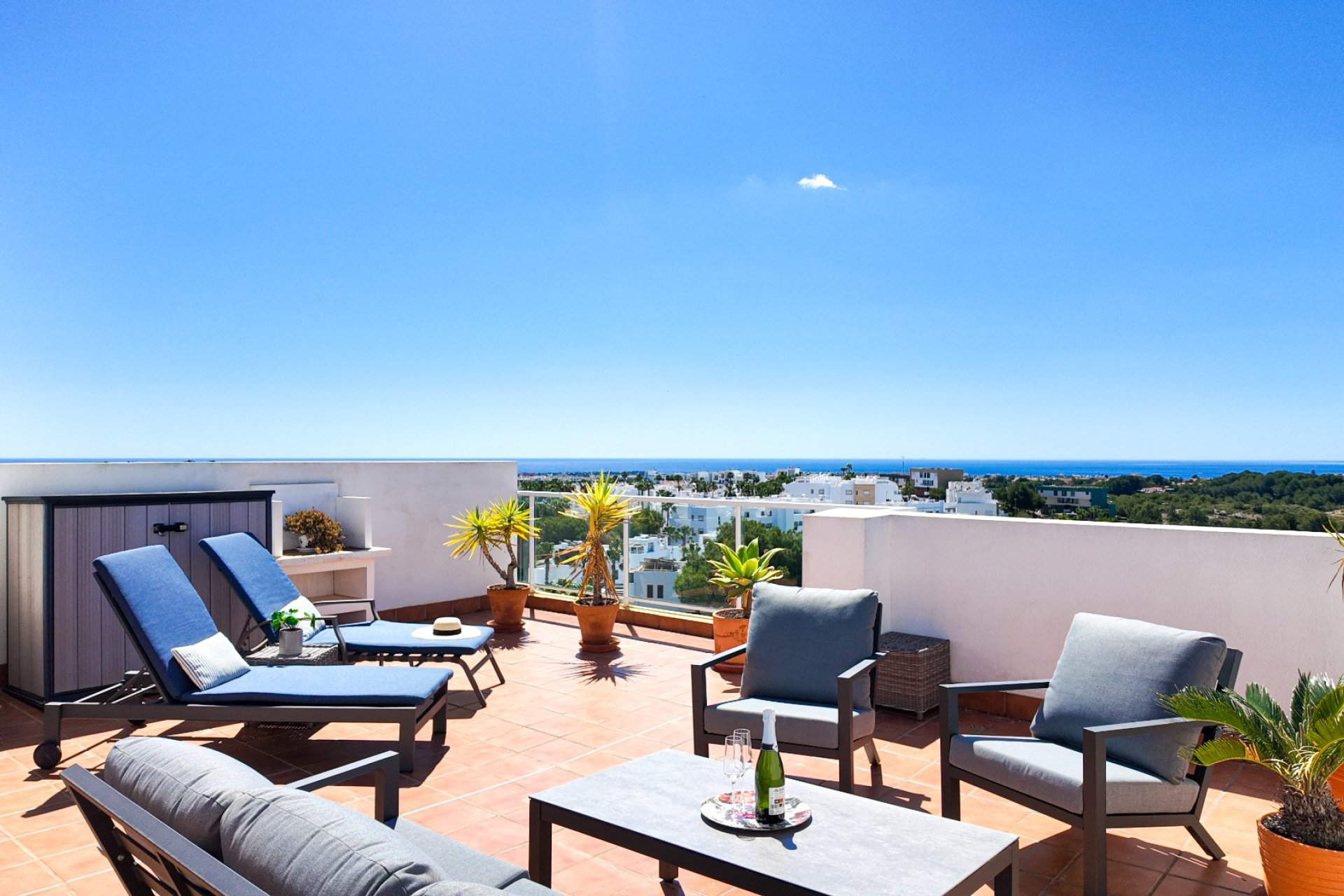 Återförsäljning - Lägenhet -
Orihuela Costa - Villamartín