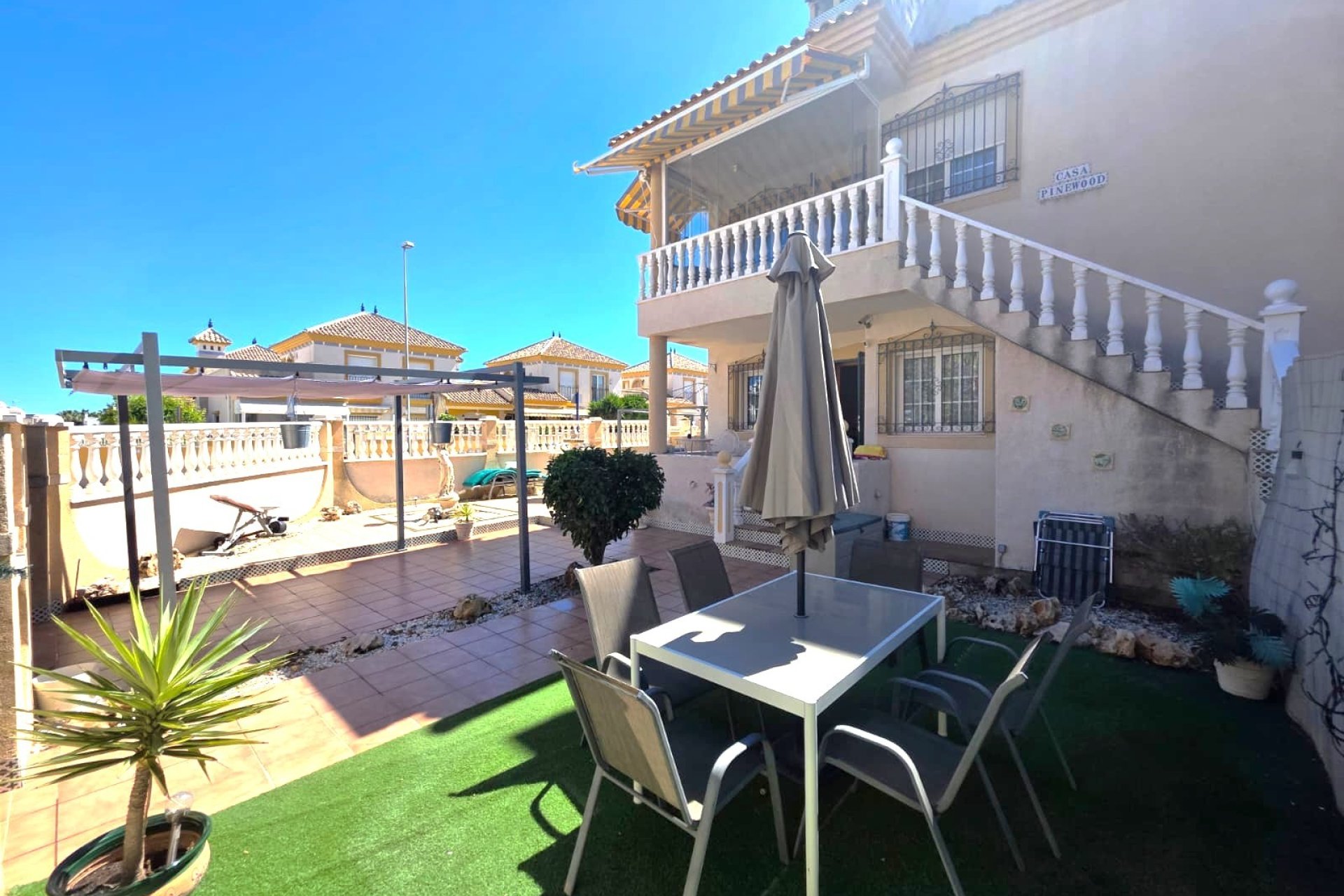 Återförsäljning - Lägenhet -
Orihuela Costa - Villamartín