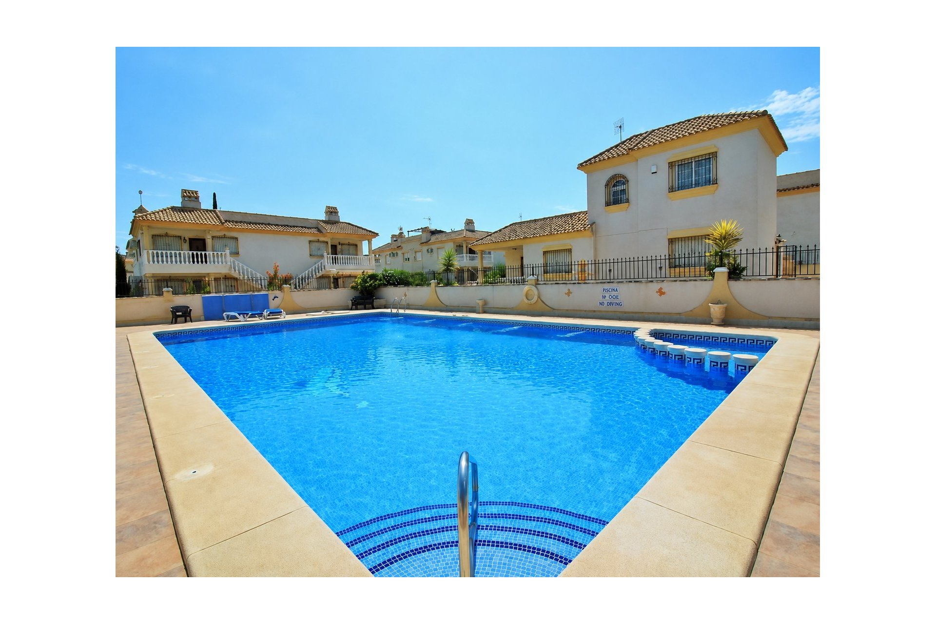 Återförsäljning - Lägenhet -
Orihuela Costa - Villamartín
