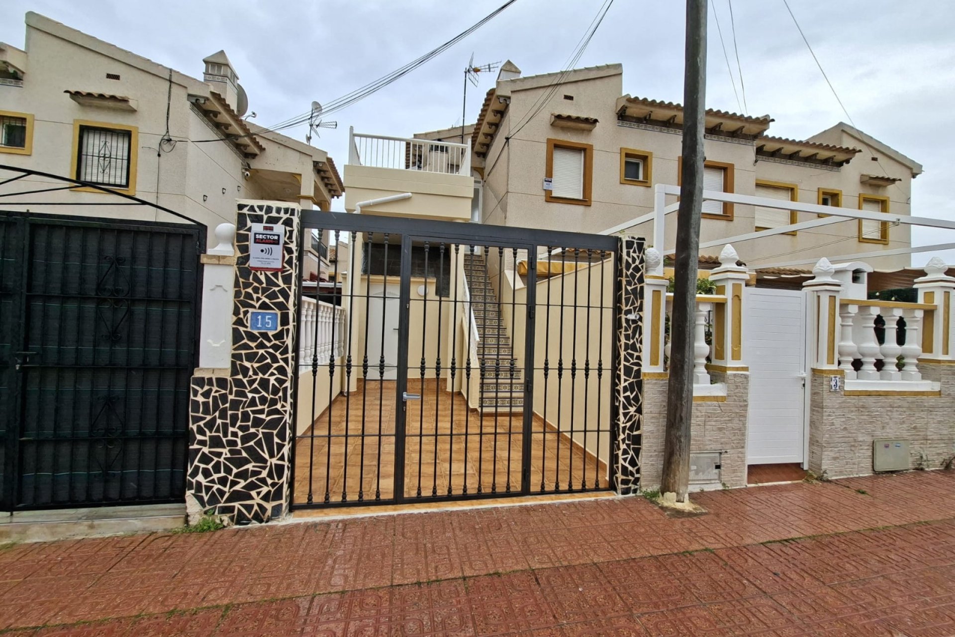 Återförsäljning - Lägenhet -
Playa Flamenca - Res. San Antonio