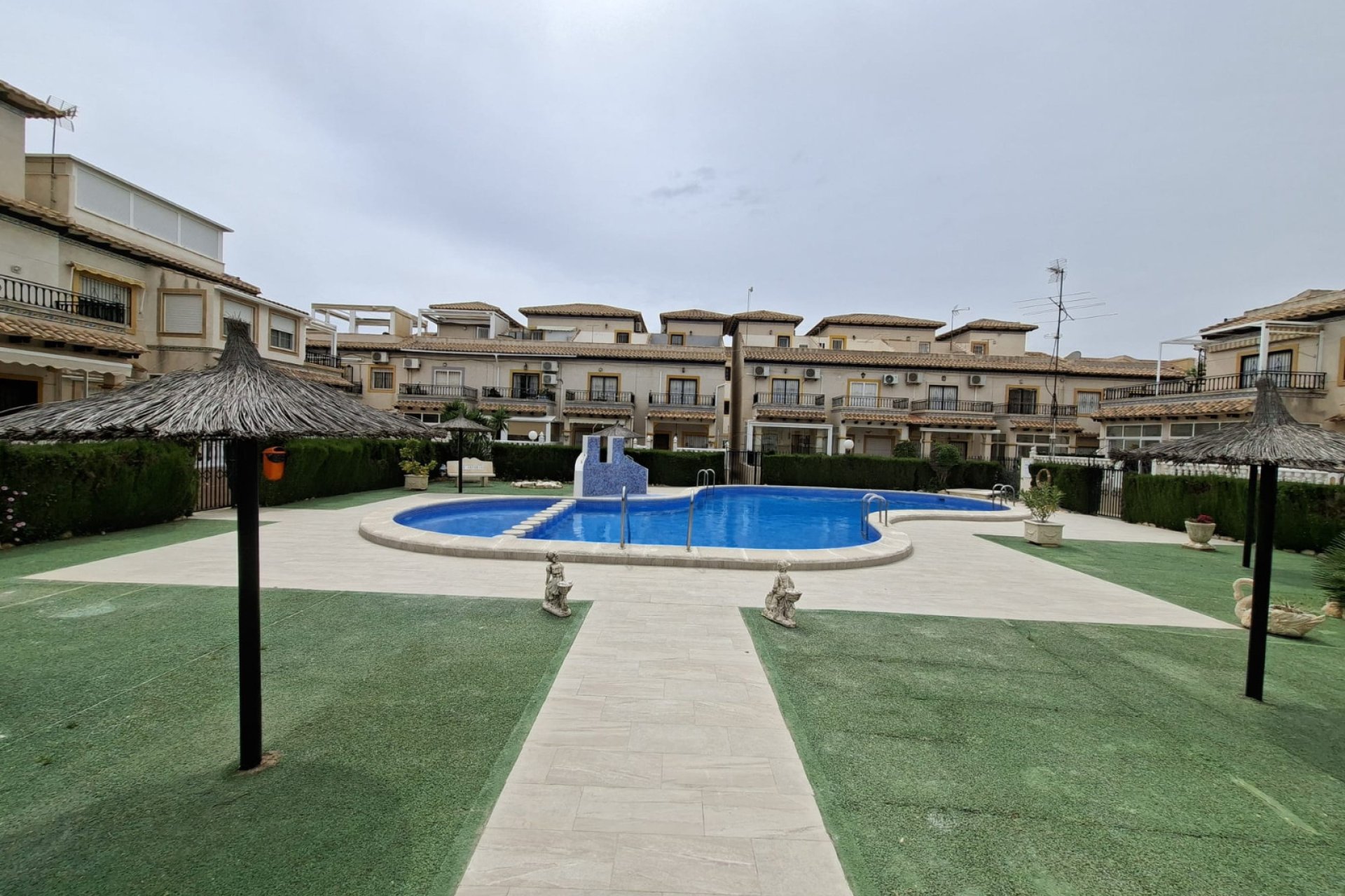 Återförsäljning - Lägenhet -
Playa Flamenca - Res. San Antonio