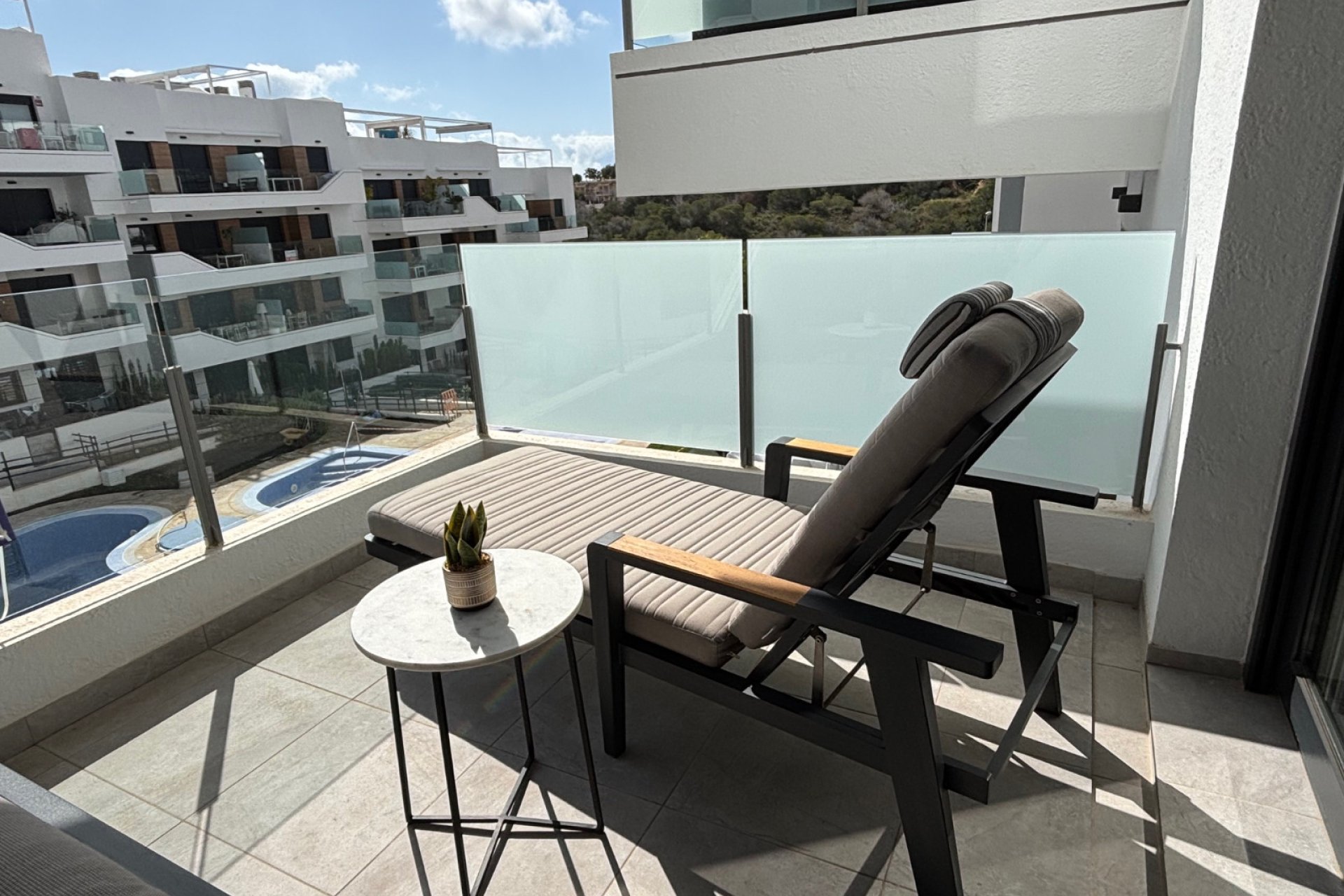 Återförsäljning - Lägenhet -
Villamartín - Las Filipinas