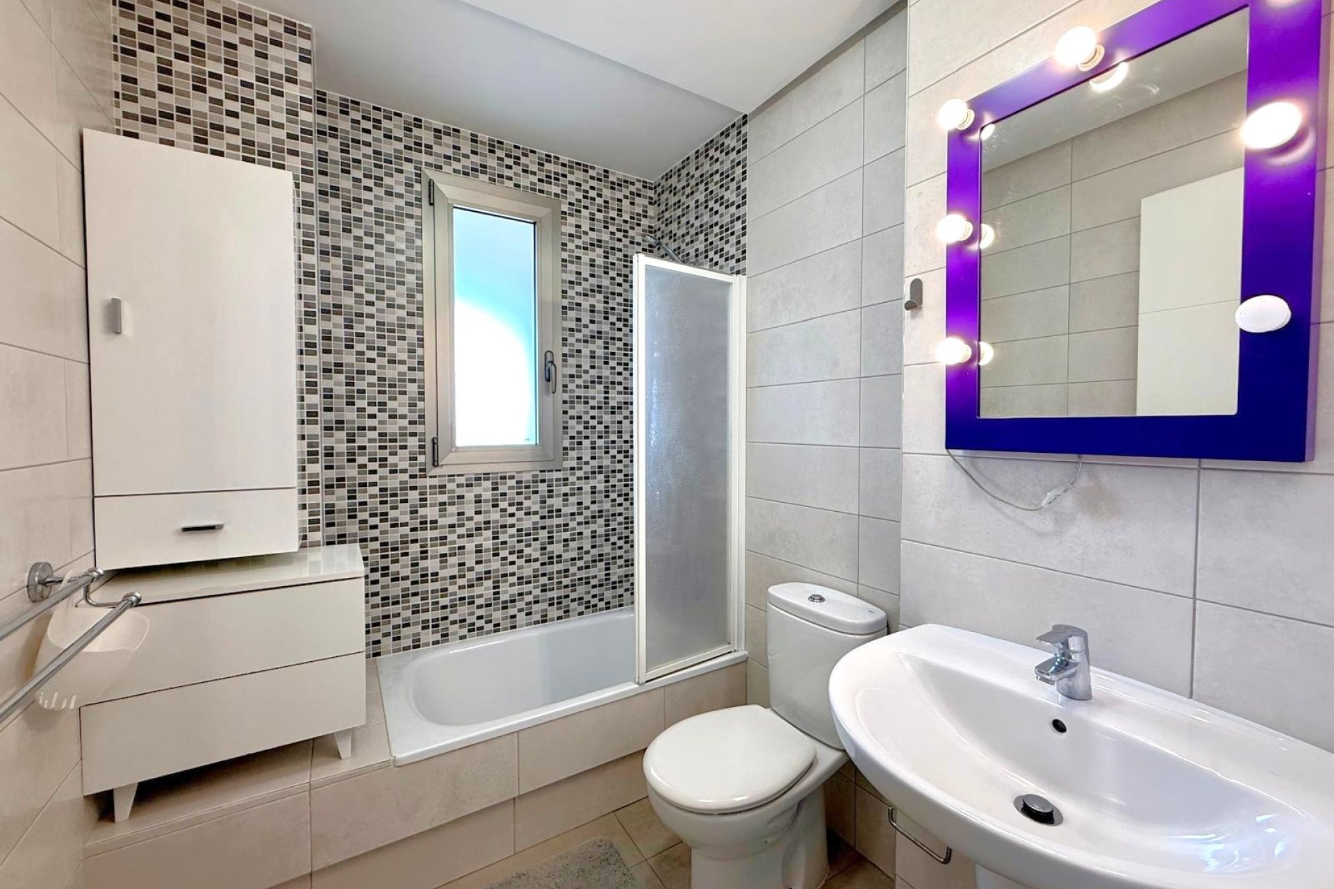 Återförsäljning - Lägenhet -
Villamartín - Los Dolses