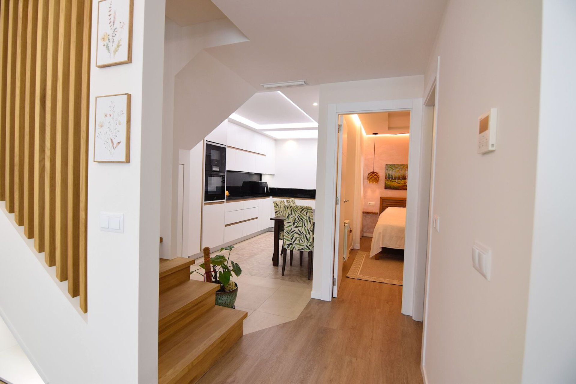 Återförsäljning - Radhus -
La Florida