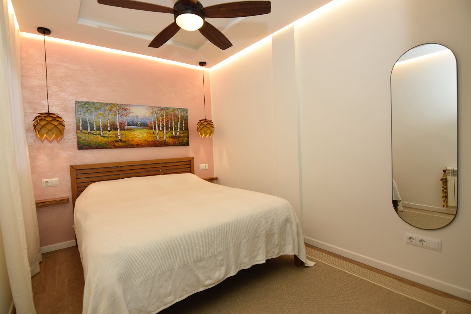 Återförsäljning - Radhus -
La Florida