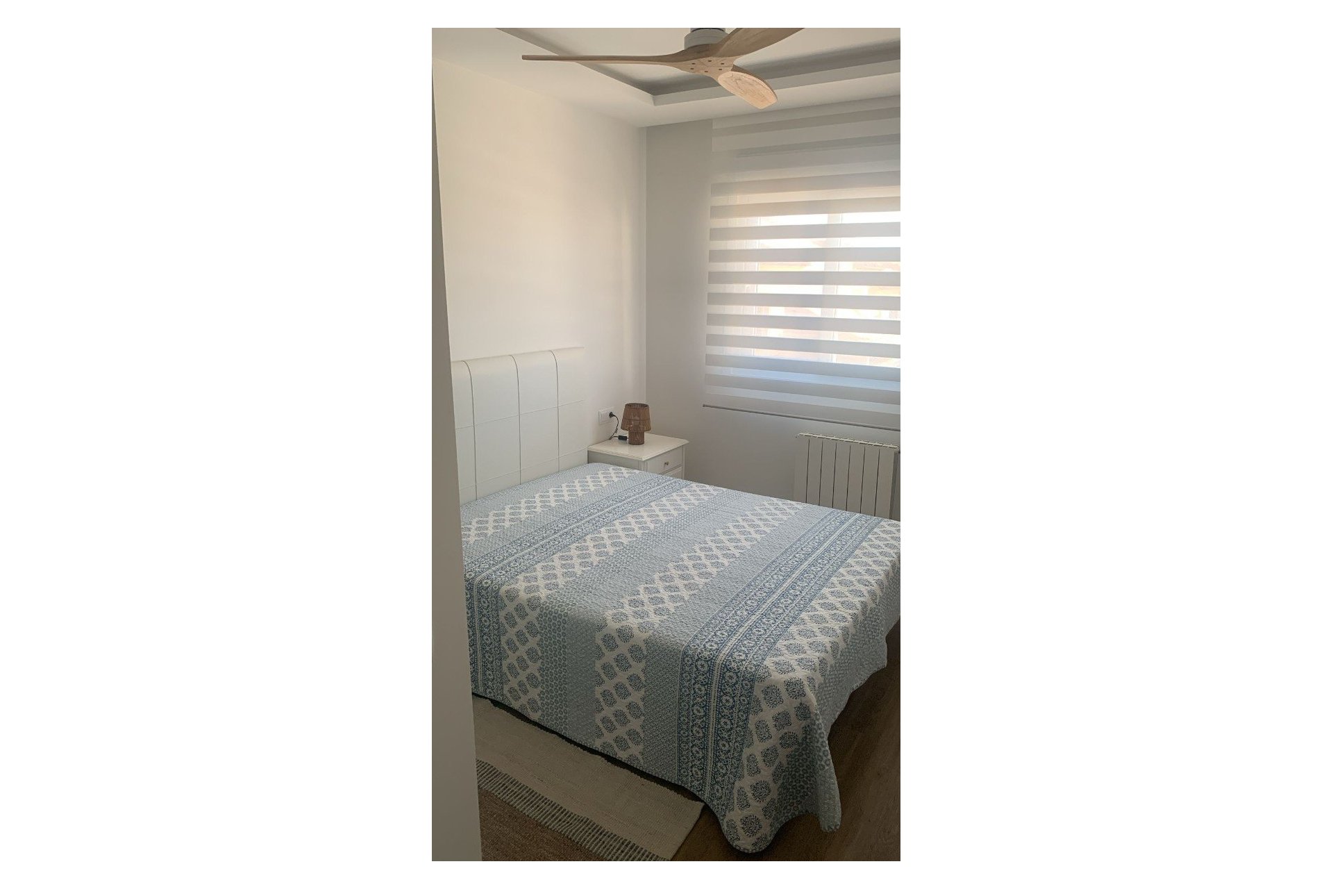 Återförsäljning - Radhus -
La Florida