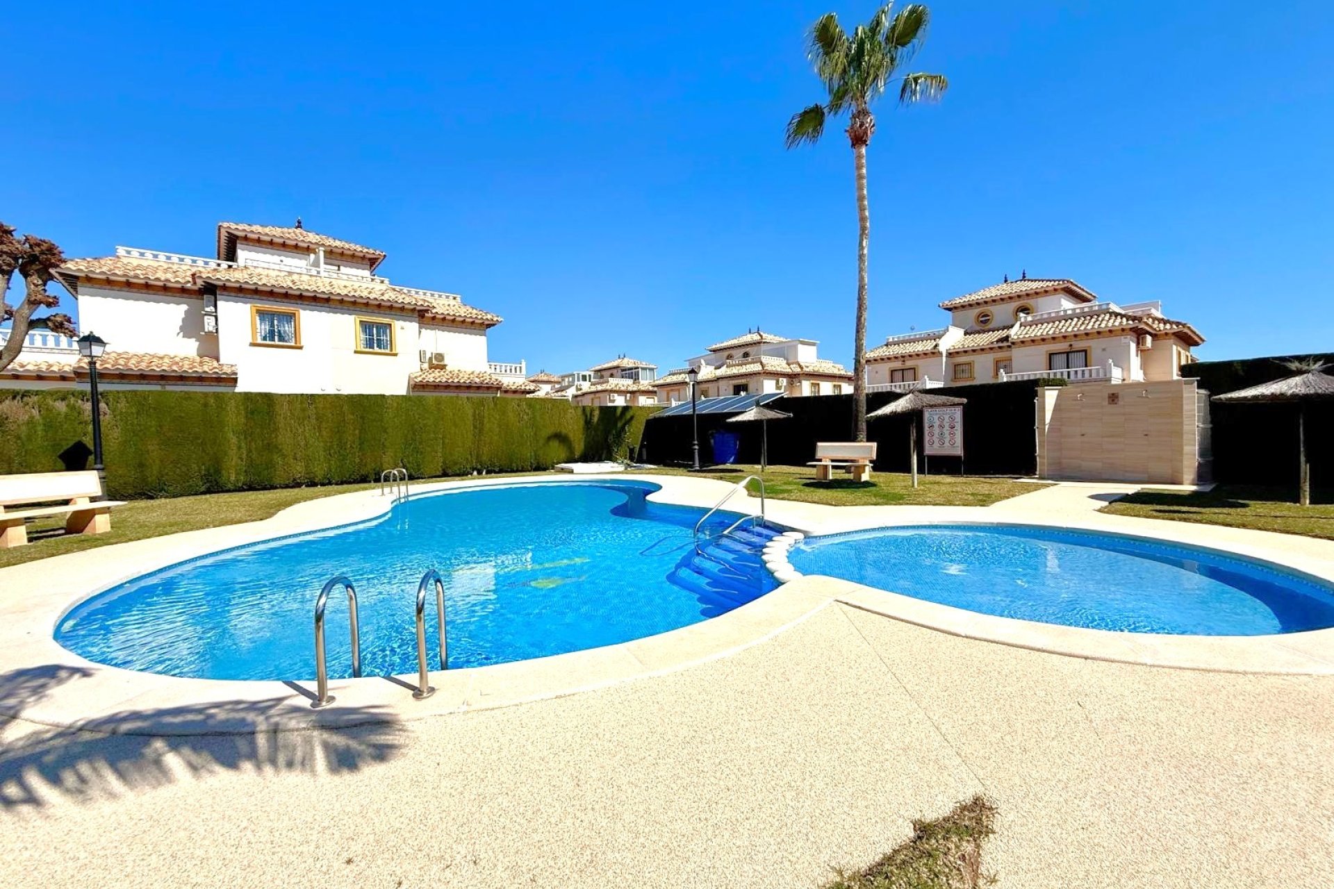 Återförsäljning - Radhus -
Orihuela Costa - Lomas de Cabo Roig