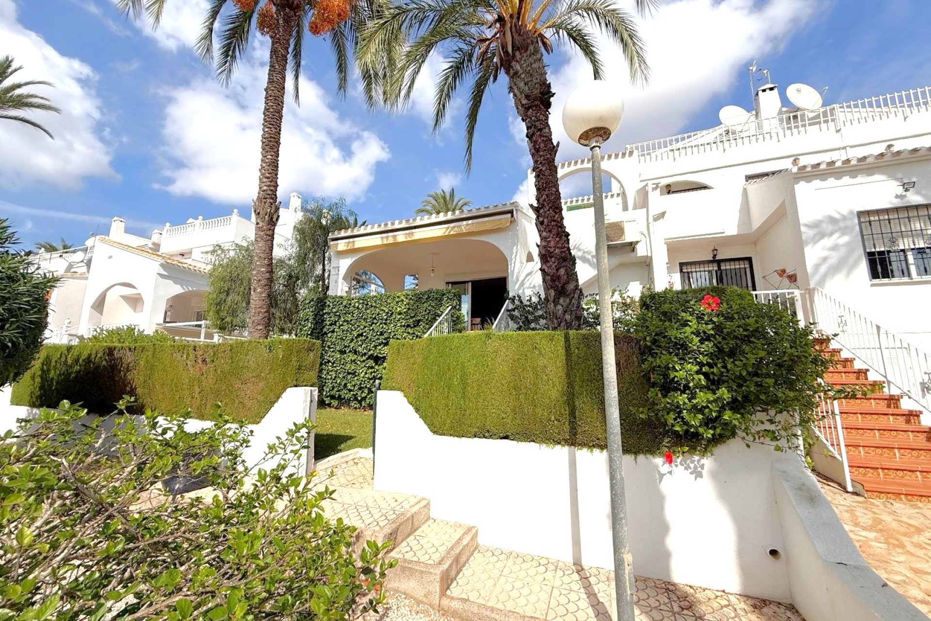 Återförsäljning - Radhus -
Orihuela Costa - Villamartín