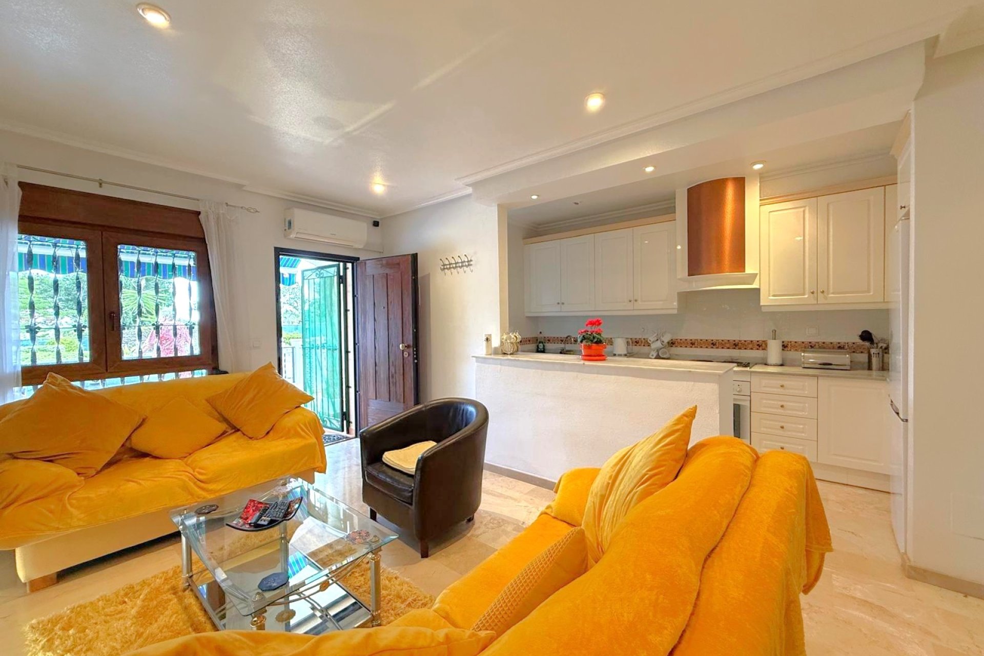 Återförsäljning - Radhus -
Orihuela Costa - Villamartín