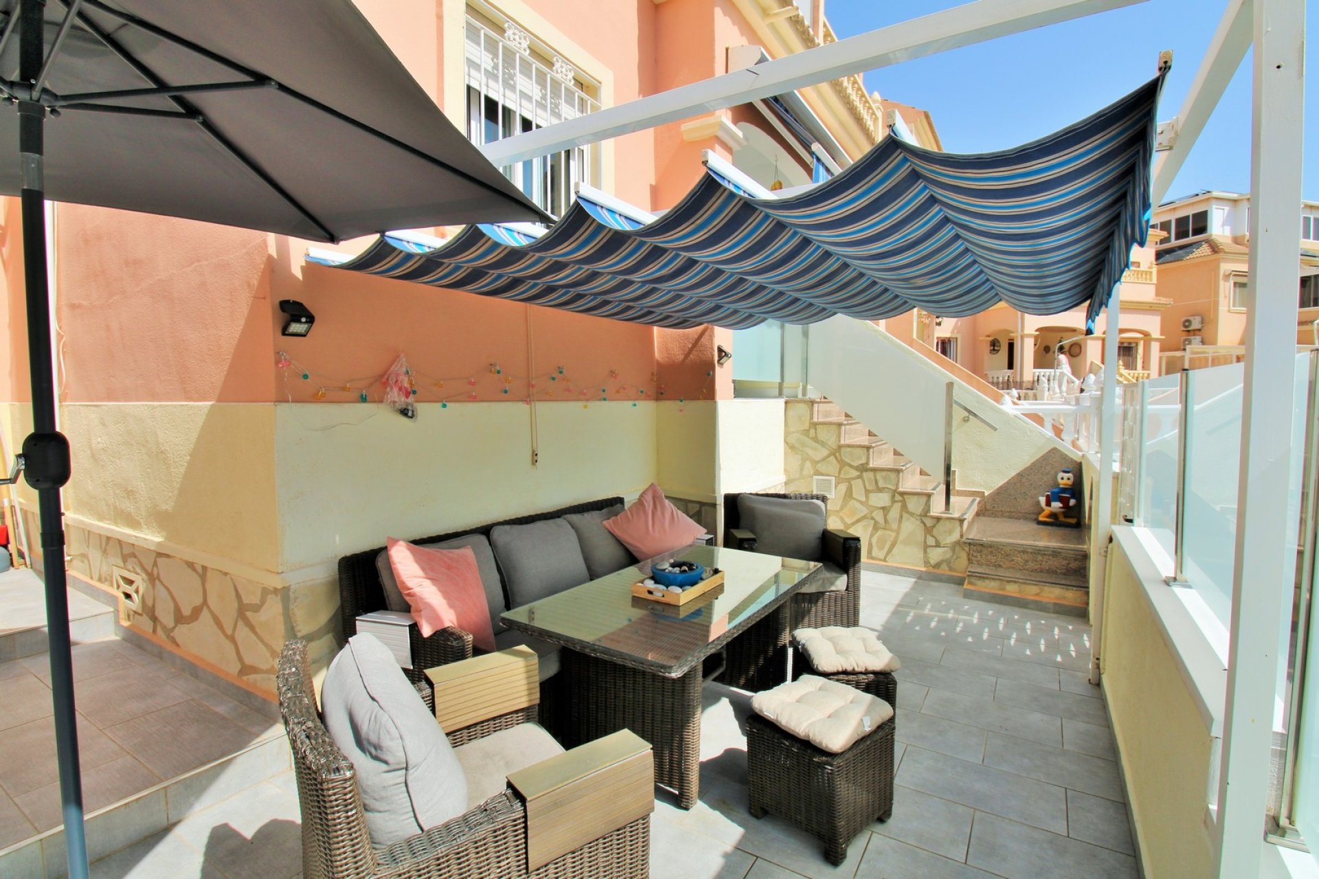 Återförsäljning - Radhus -
Playa Flamenca