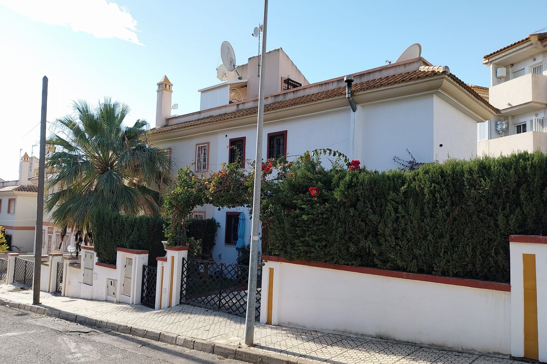 Återförsäljning - Radhus -
Villamartín - Villamartin