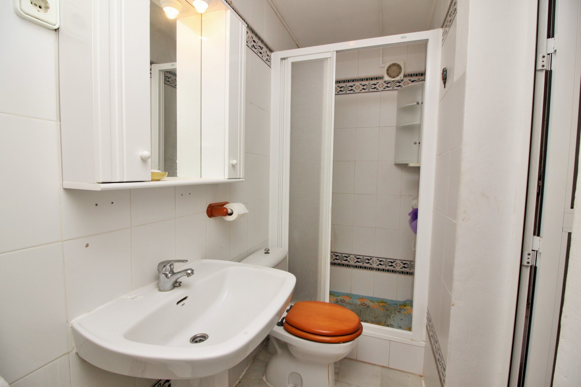 Återförsäljning - Radhus -
Villamartín - Villamartin
