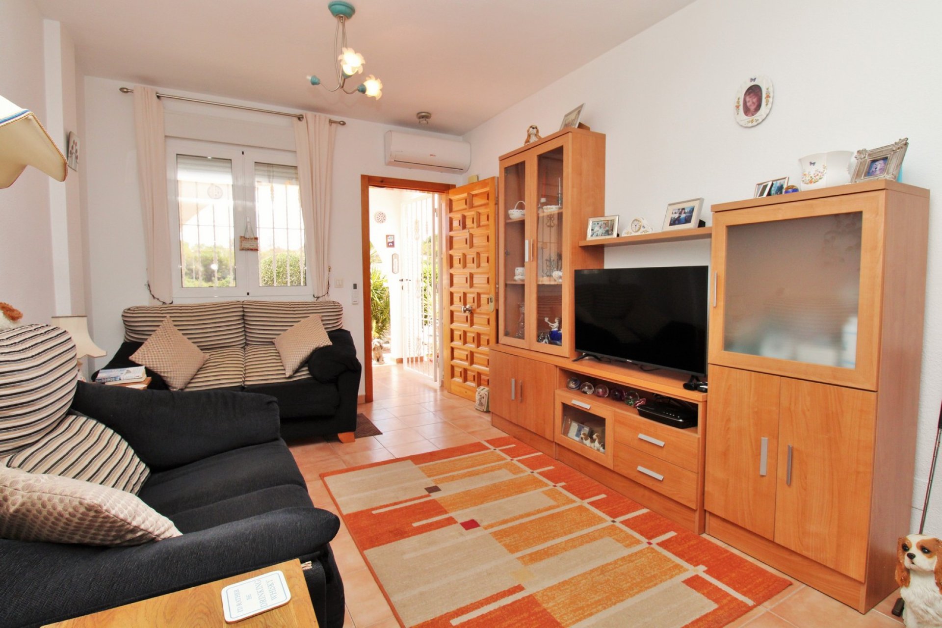 Återförsäljning - Radhus -
Villamartín - Villamartin