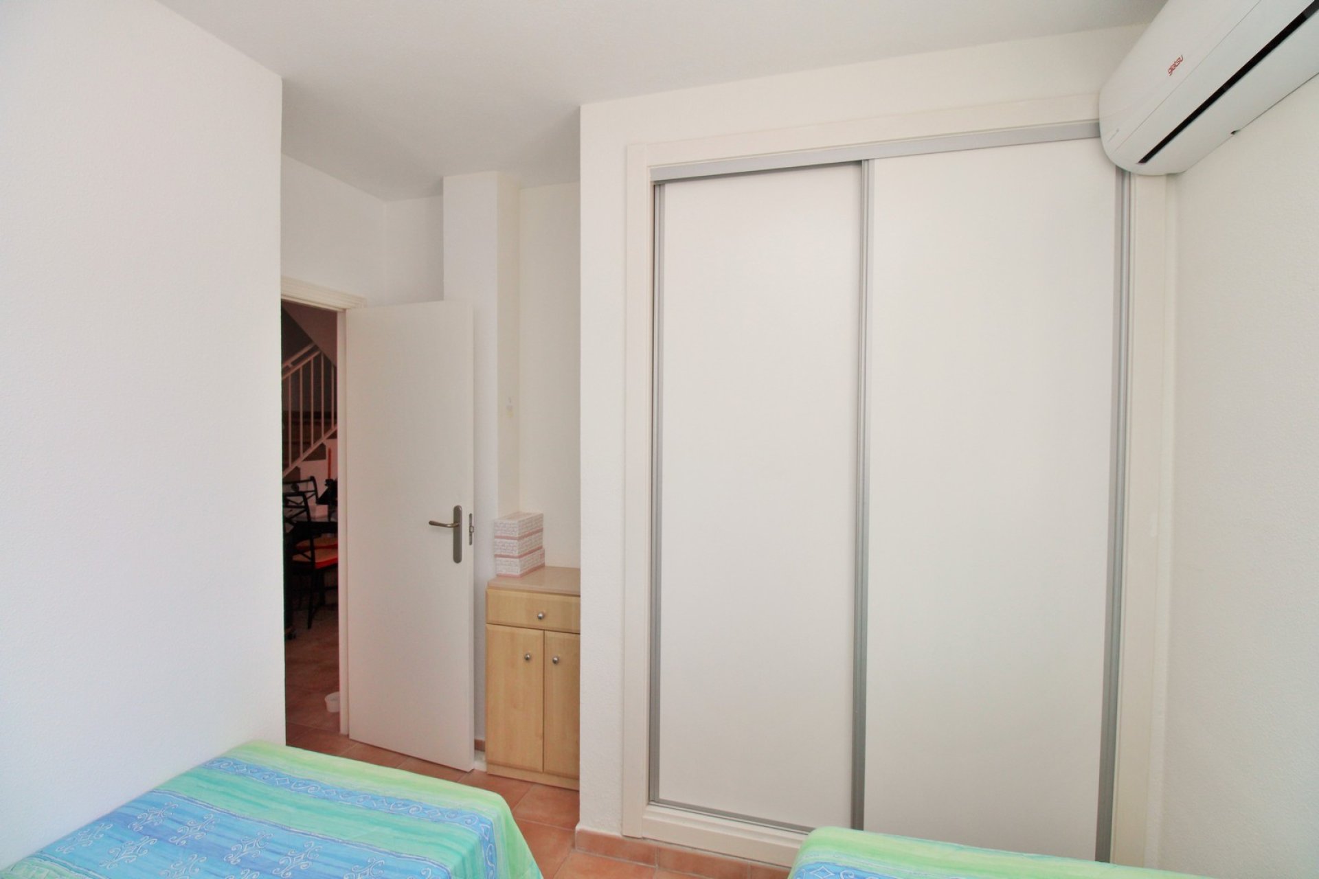 Återförsäljning - Radhus -
Villamartín - Villamartin