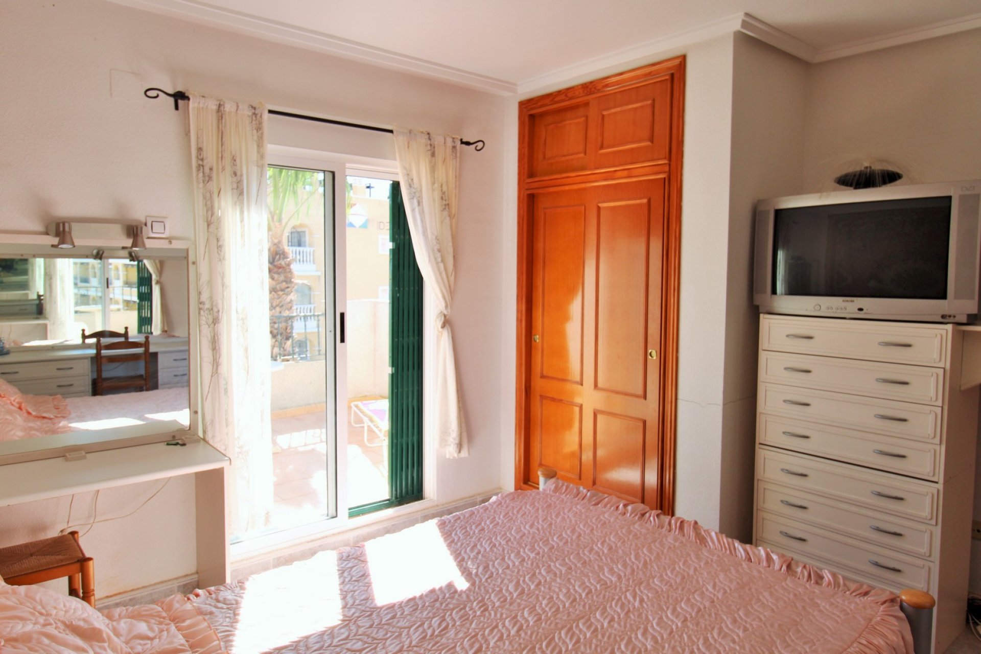 Återförsäljning - Radhus -
Villamartín - Villamartin