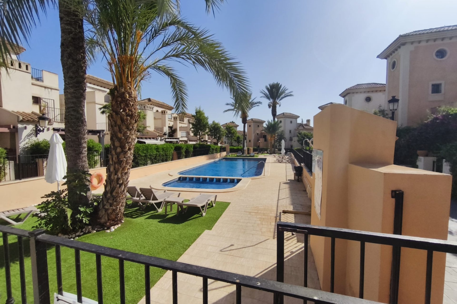Återförsäljning - Semi Detached Villa -
Algorfa - La Finca Golf Resort
