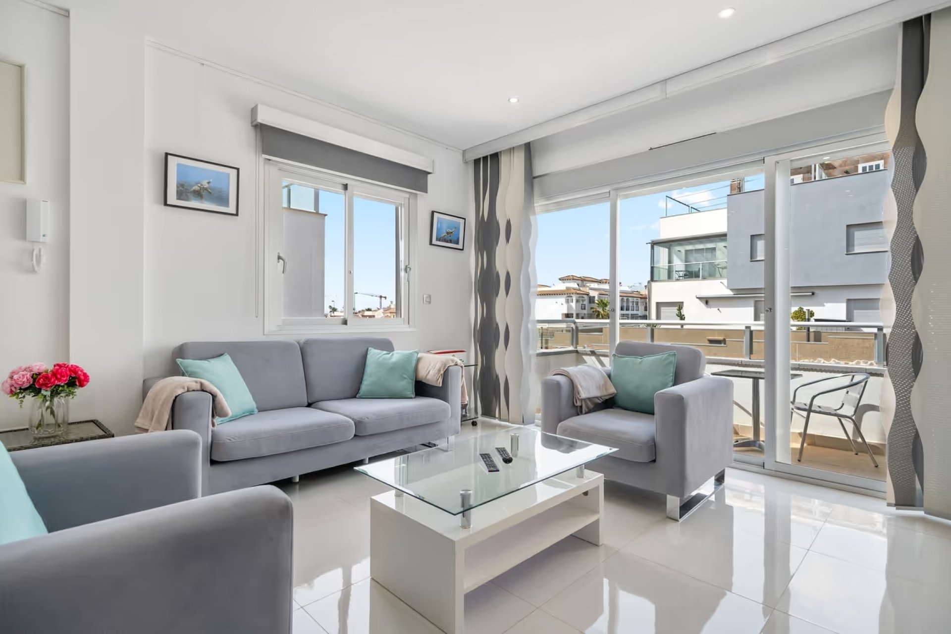 Återförsäljning - Semi Detached Villa -
Punta Prima - Marina Med