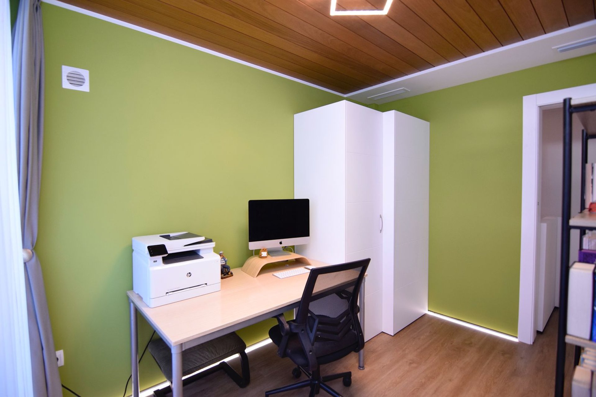 Återförsäljning - Villa -
La Florida