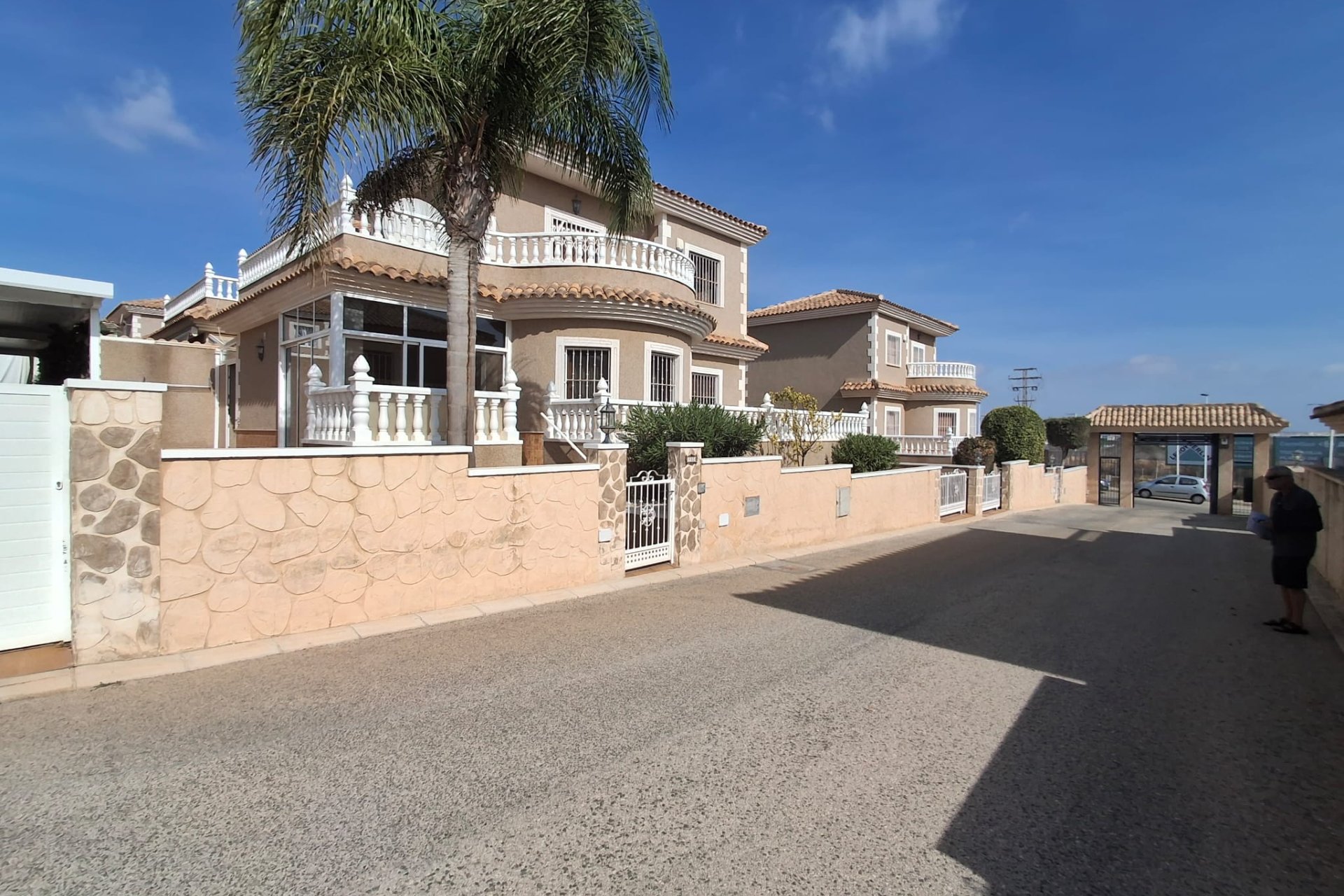 Återförsäljning - Villa -
Los Balcones
