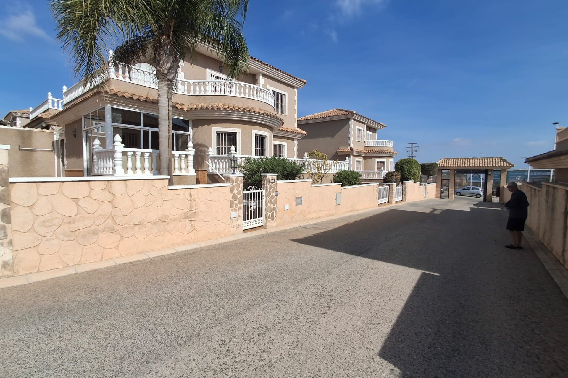 Återförsäljning - Villa -
Los Balcones