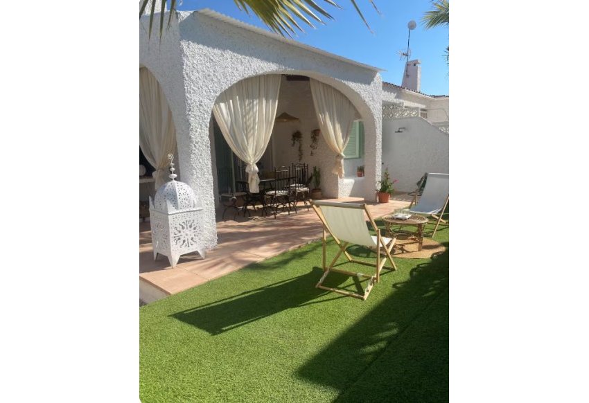 Återförsäljning - Villa -
Orihuela Costa - Campoamor
