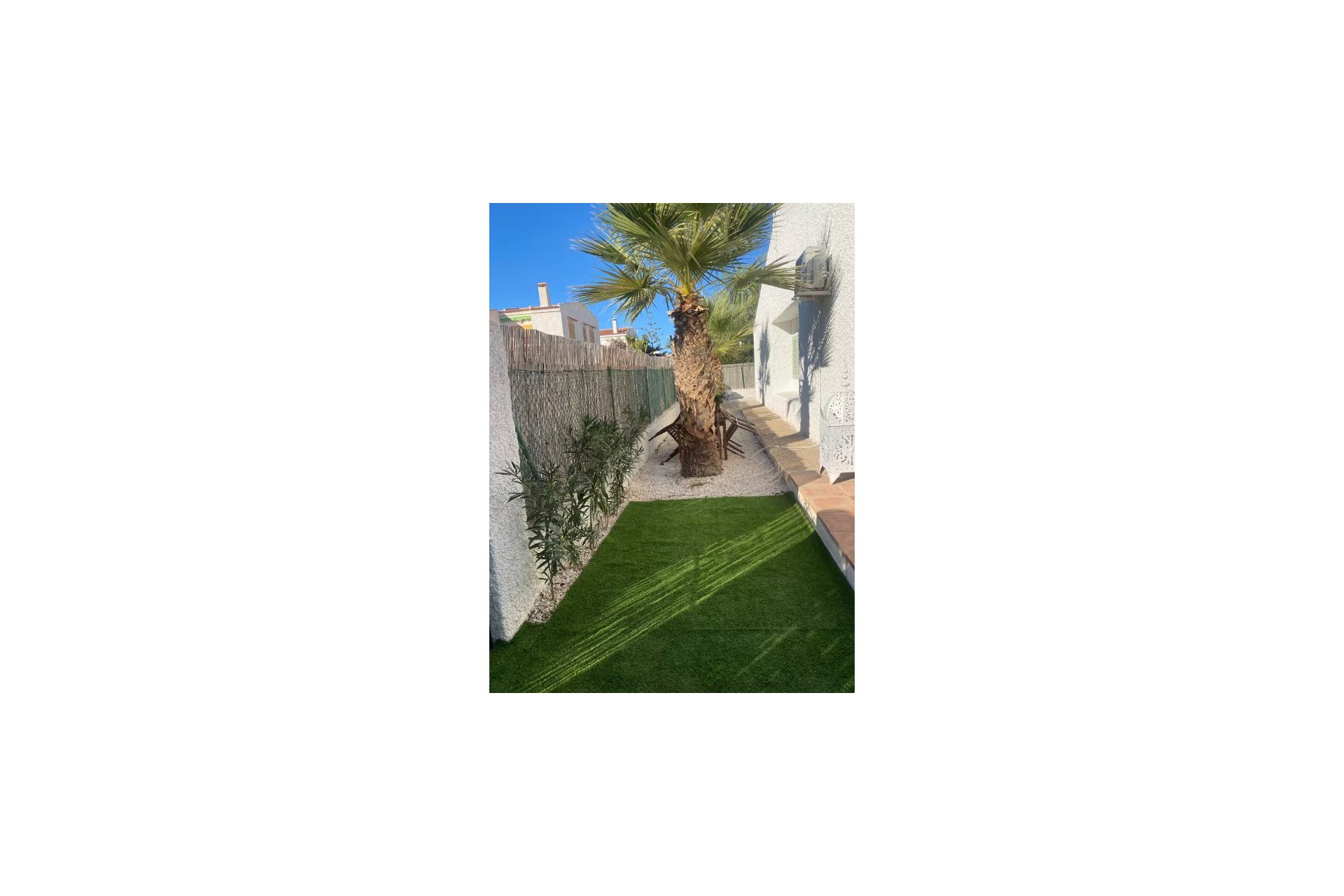 Återförsäljning - Villa -
Orihuela Costa - Campoamor