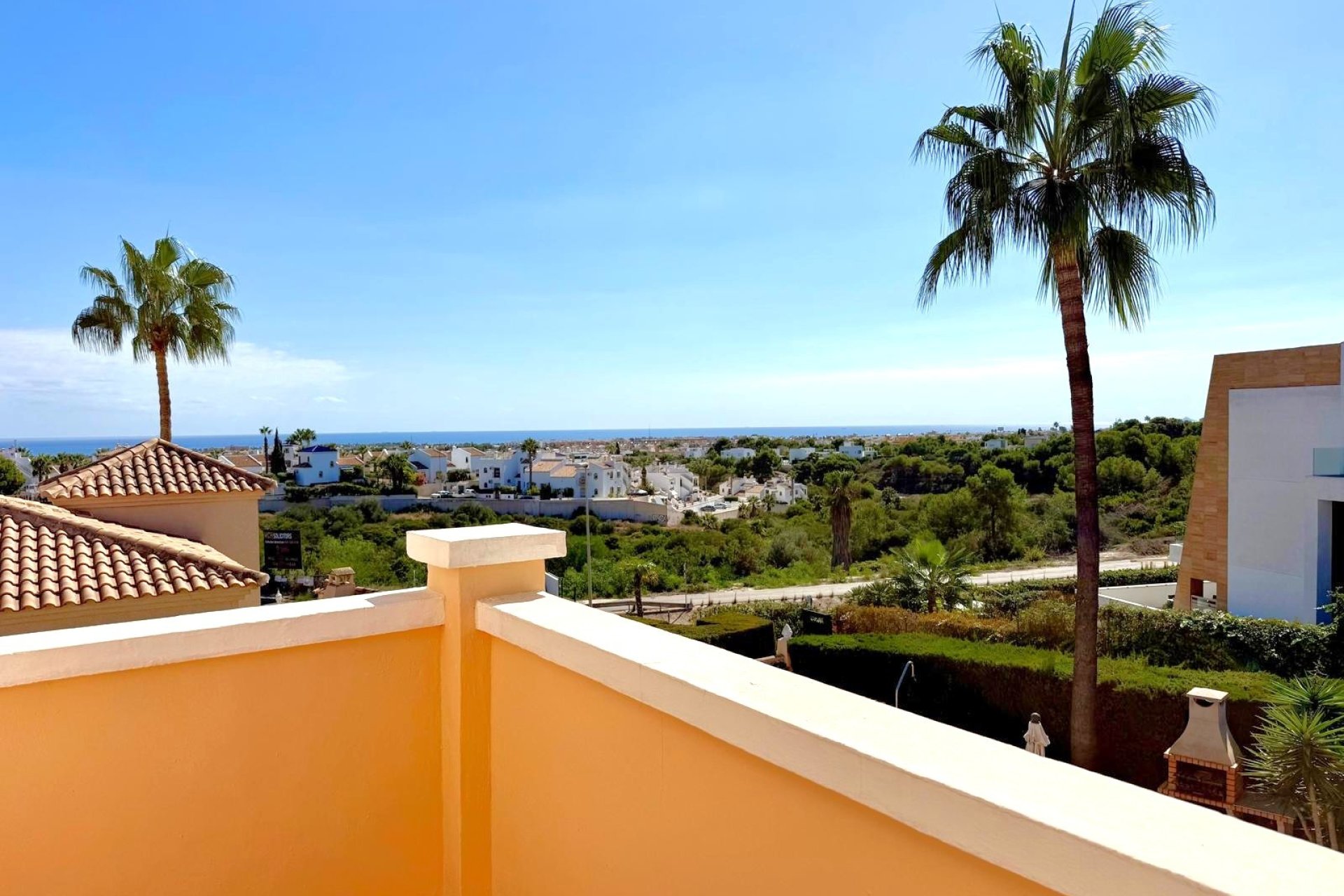 Återförsäljning - Villa -
Orihuela Costa - Los Dolses
