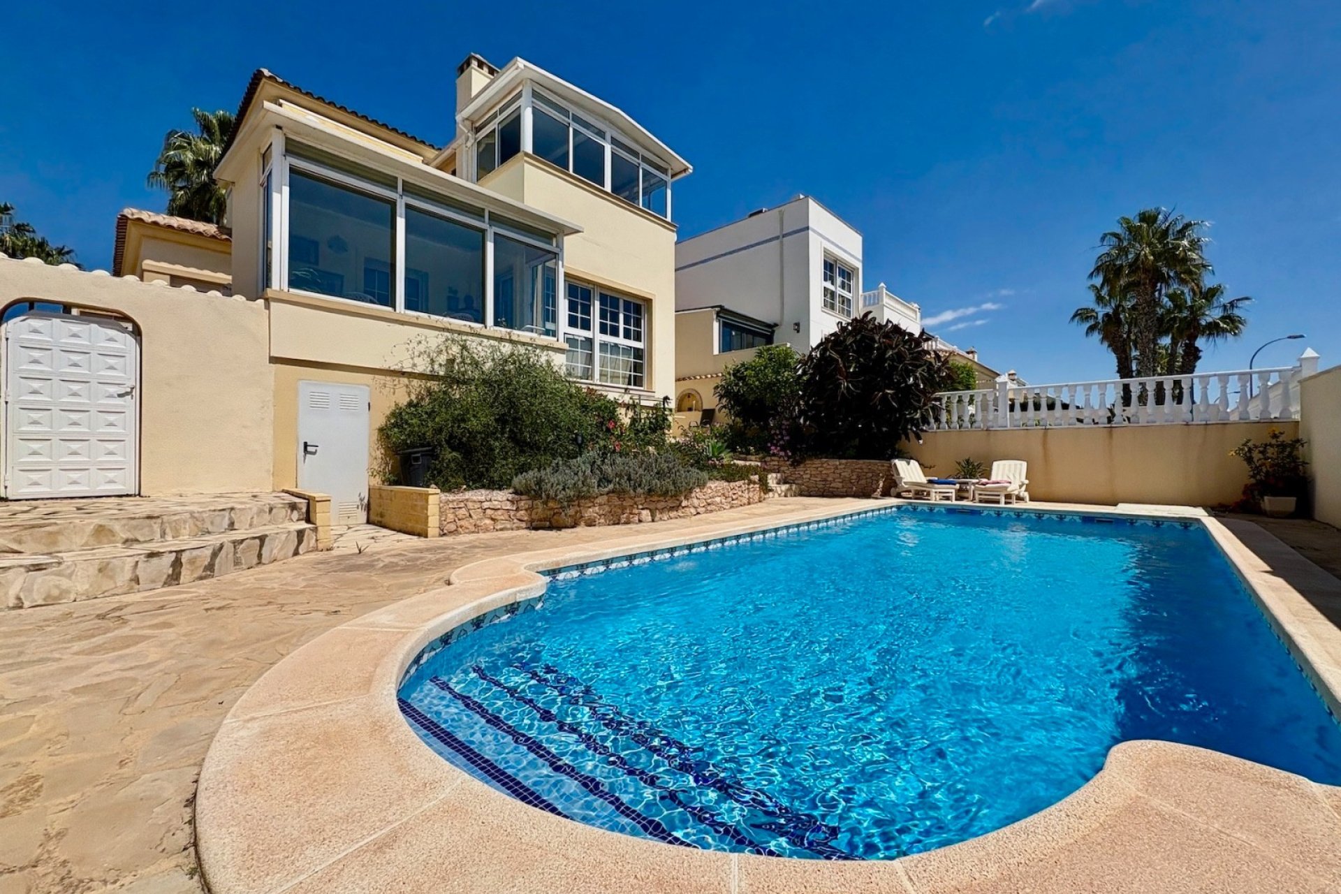 Återförsäljning - Villa -
Orihuela Costa - Villamartín