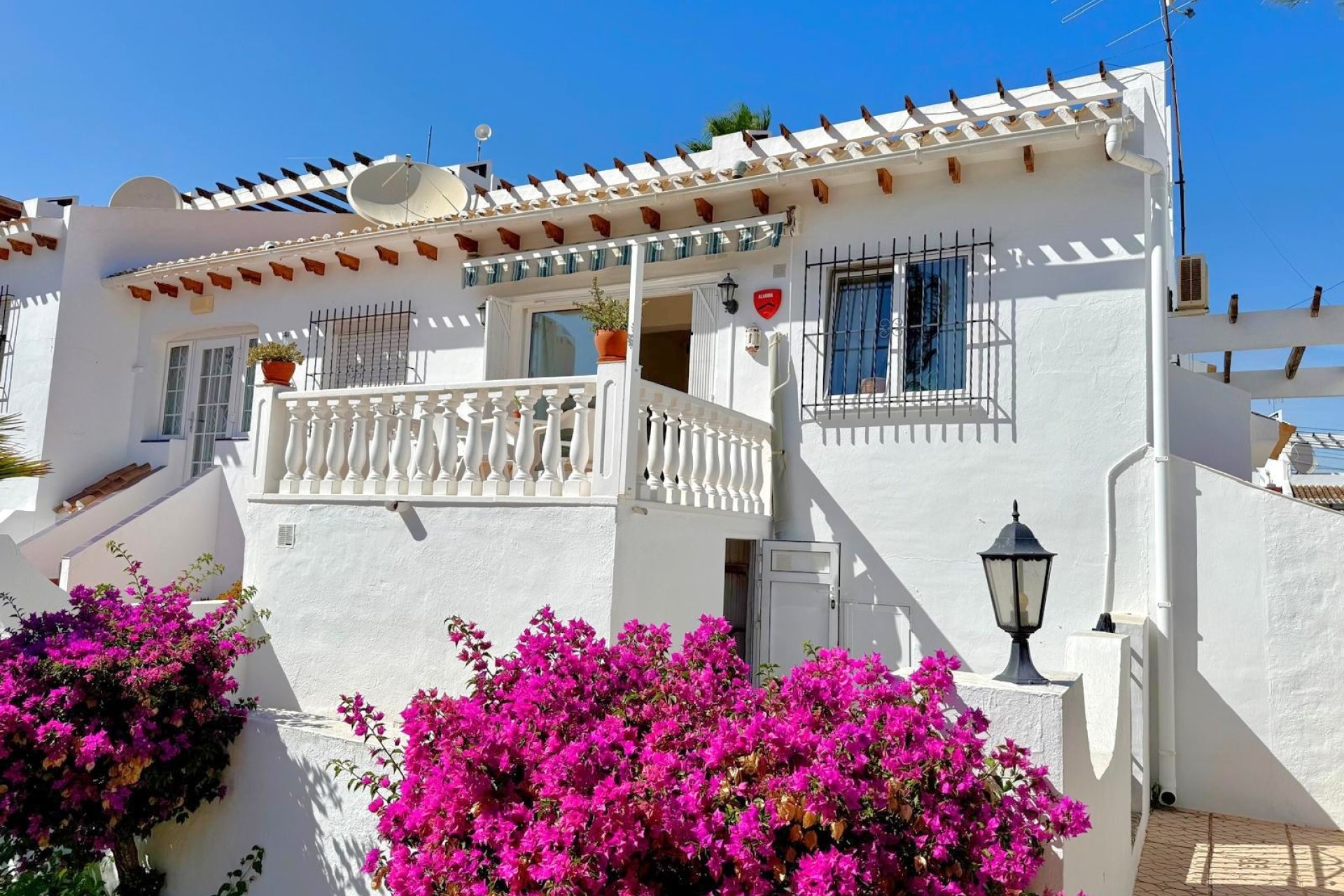 Återförsäljning - Villa -
Orihuela Costa - Villamartín