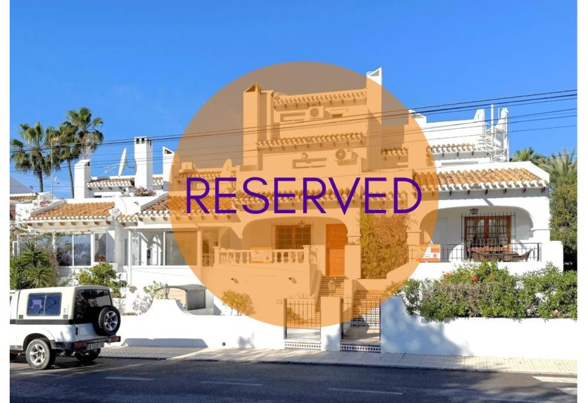 Återförsäljning - Villa -
Orihuela Costa - Villamartín