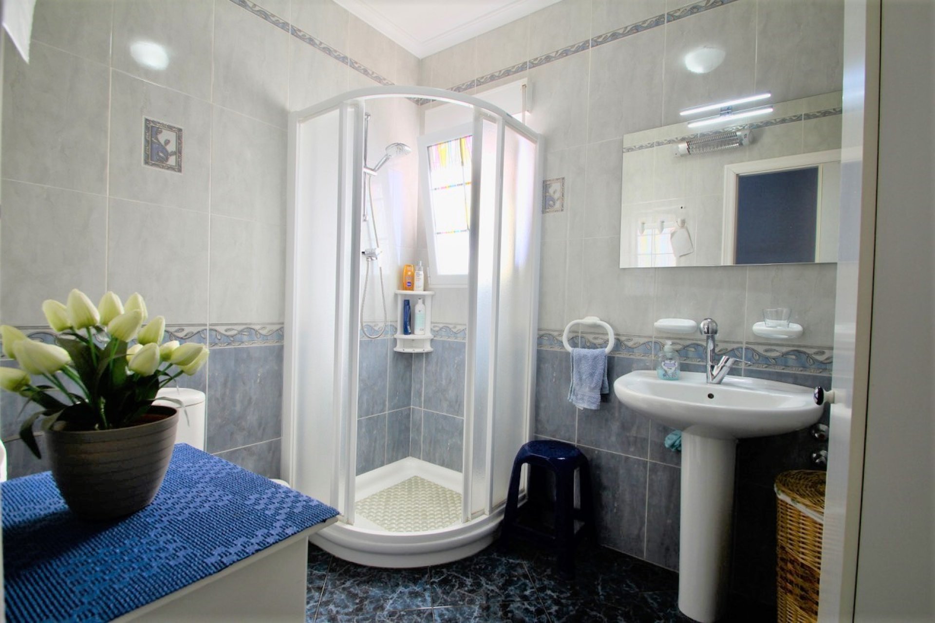 Återförsäljning - Villa -
Orihuela Costa - Villamartín